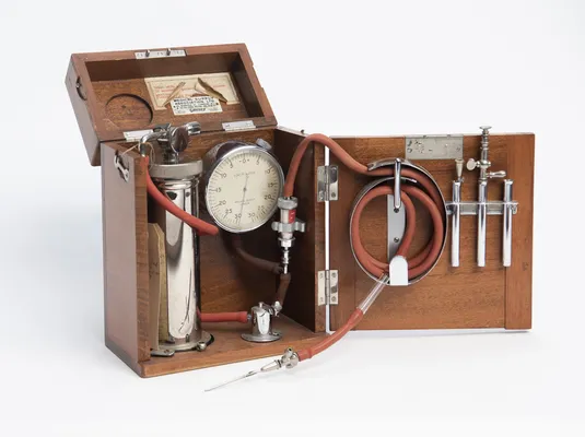 story: Spotlight: The Pneumothorax machine